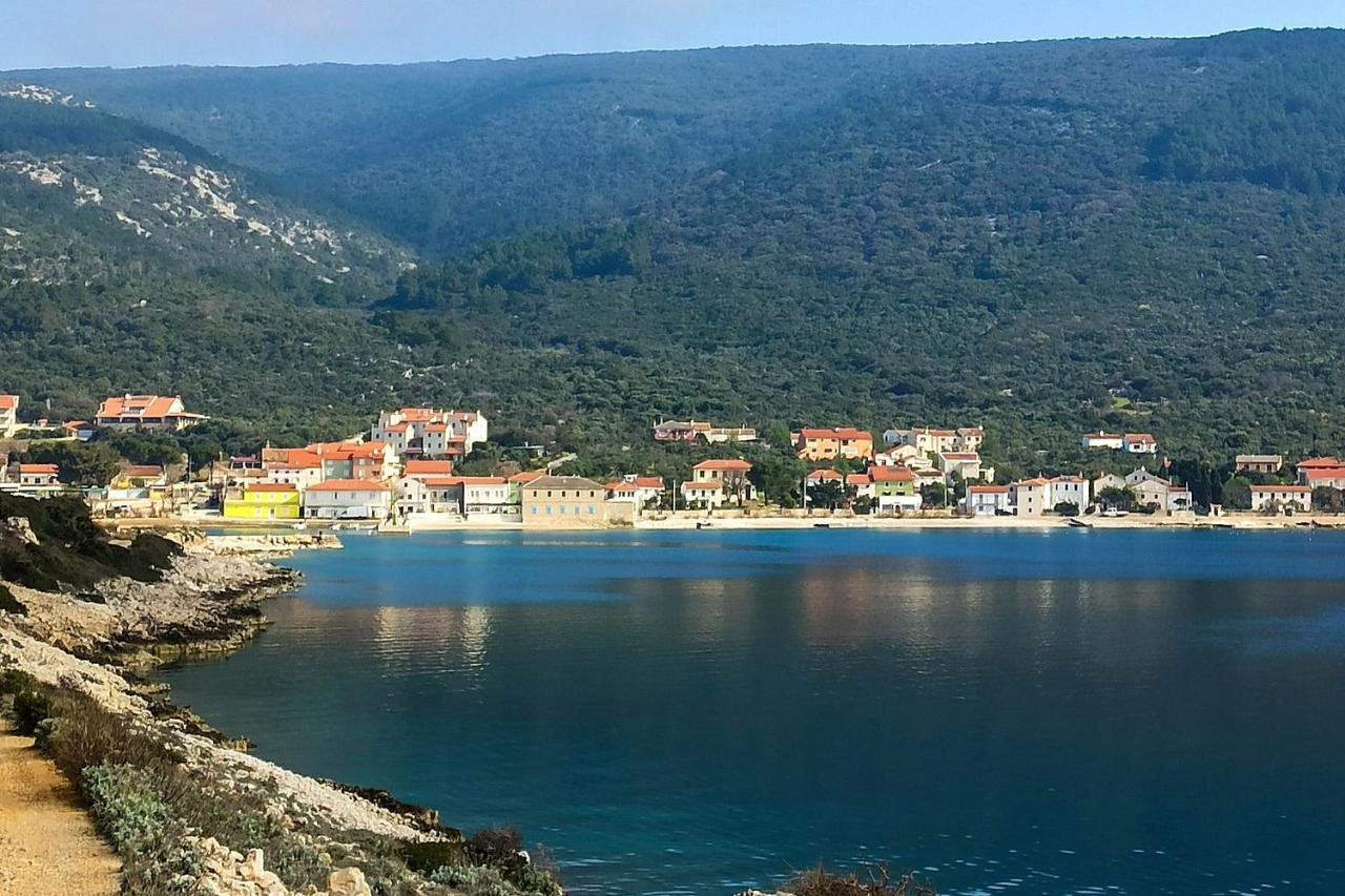 Apartments By The Sea Martinscica, Cres - 14334 Eksteriør bilde